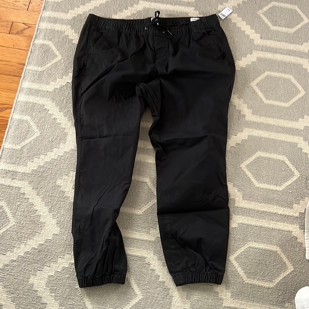 COPY - GAP Essential Jogger